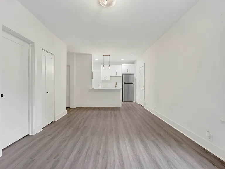 6403 N Wayne Ave #3D — Photo 2