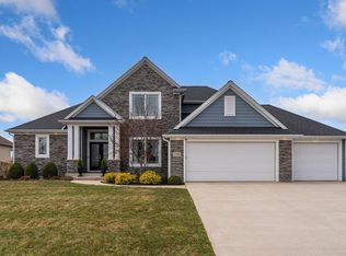 1588 White Coral Ct, Fort Wayne, IN 46814
