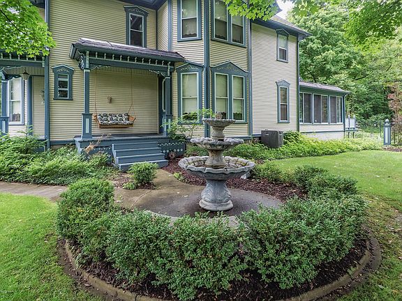 3rd image of 524 N Marshall Ave