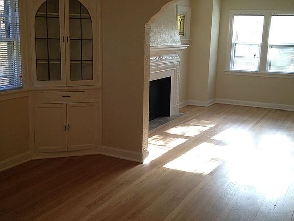 4th image of 4108 N Woodburn St