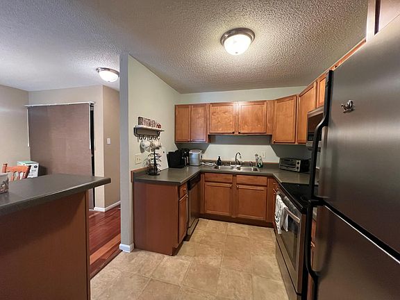 3rd image of 4680 Tower St SE APT 216