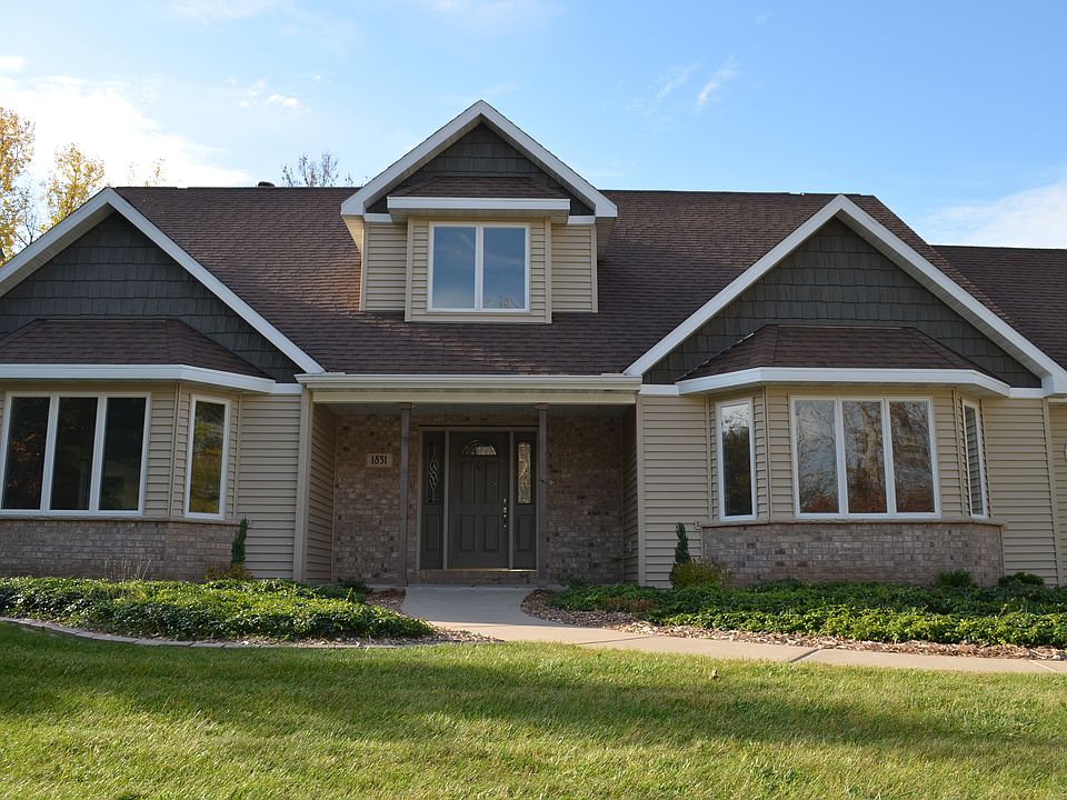 1st image of 1851 Shady Creek Cir