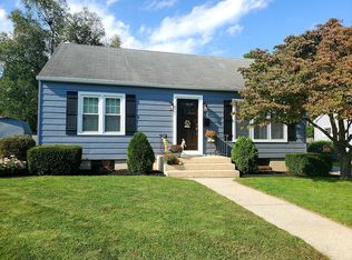 553 W Locust St, Cleona, PA 17042