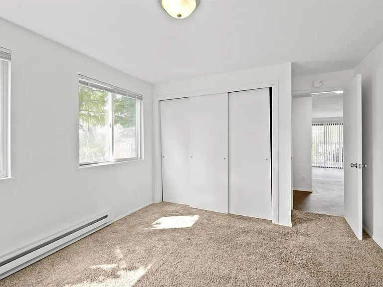 Park Ridge Apartments — Photo 84