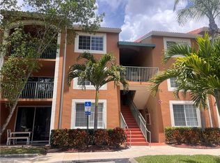 1170 Wildwood Lakes Blvd APT 203, Naples, FL 34104