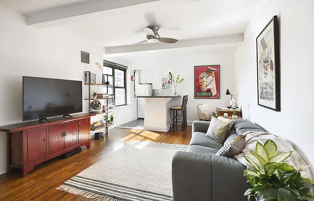 Sold by Compass | media 7