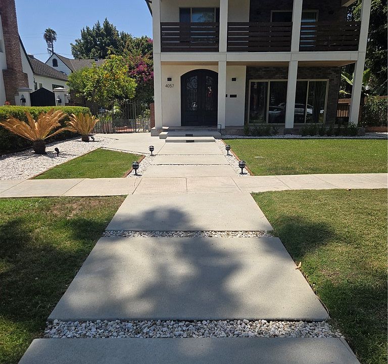 1st image of 4057 Pine Ave