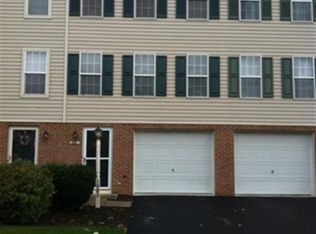 1082 Hearthridge Ln, York, PA
