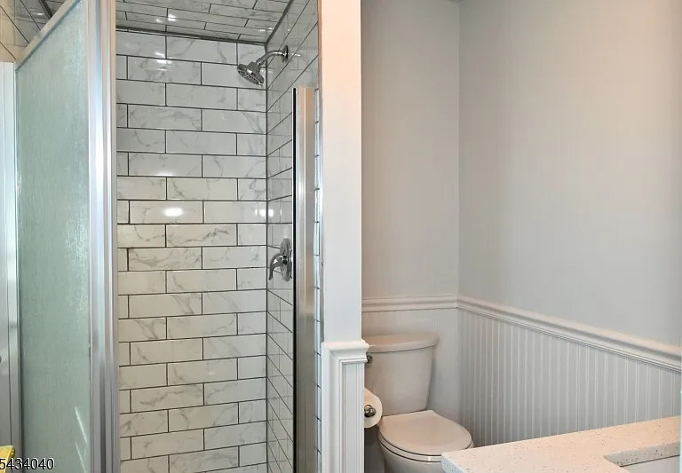10 Garden Dr #2 — Photo 18