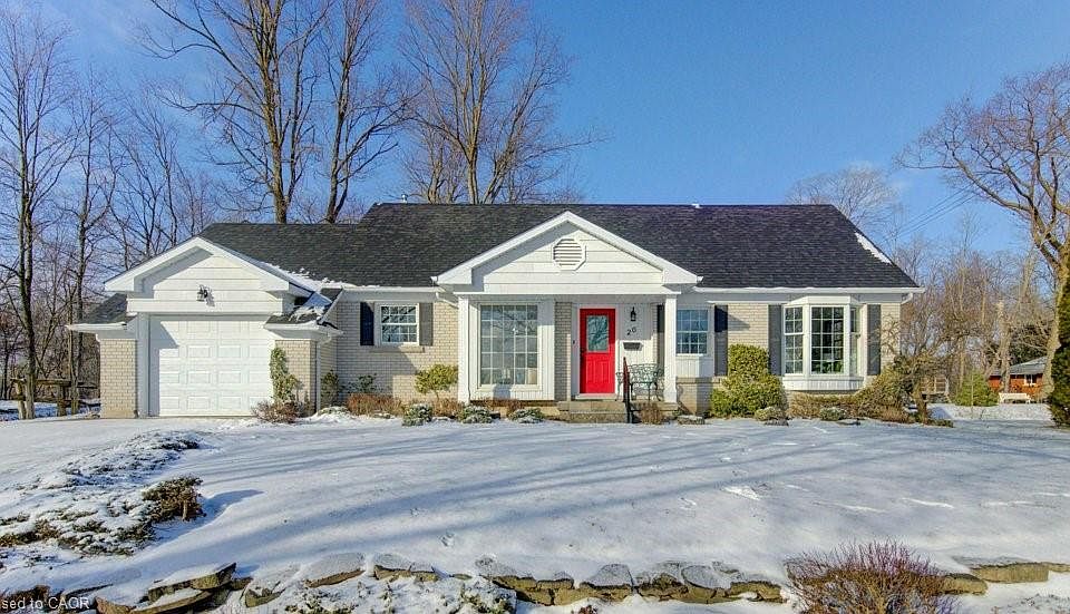 1st image of 26 Sycamore Pl