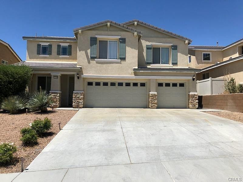 1st image of 15798 Apache Plume Ln