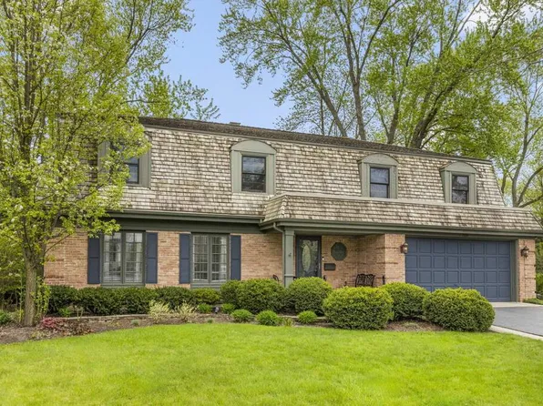 1024 Royal Saint George Dr, Naperville, IL 60563