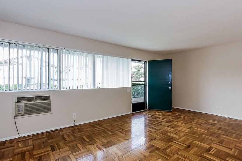 1st image of 230 S Del Mar Ave APT 04