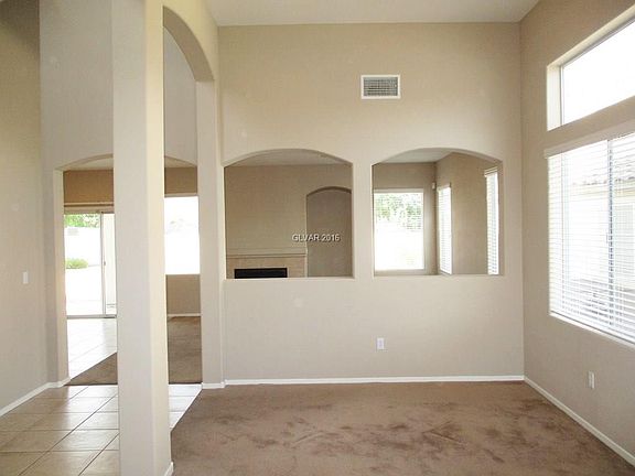 4th image of 1102 Dawn Valley Dr