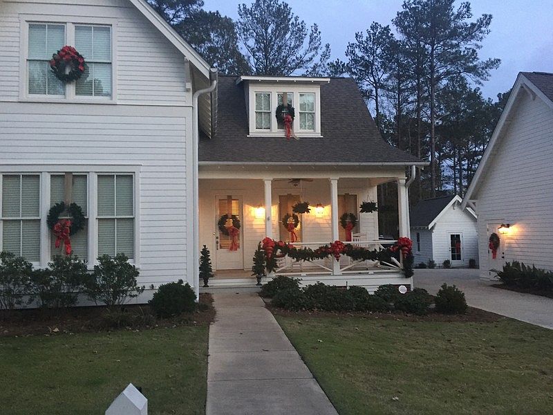 1st image of 470 Founders Park Dr E