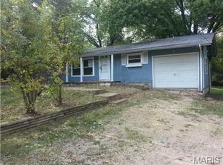 14195 W Sunrise Lake Dr, De Soto, MO 63020