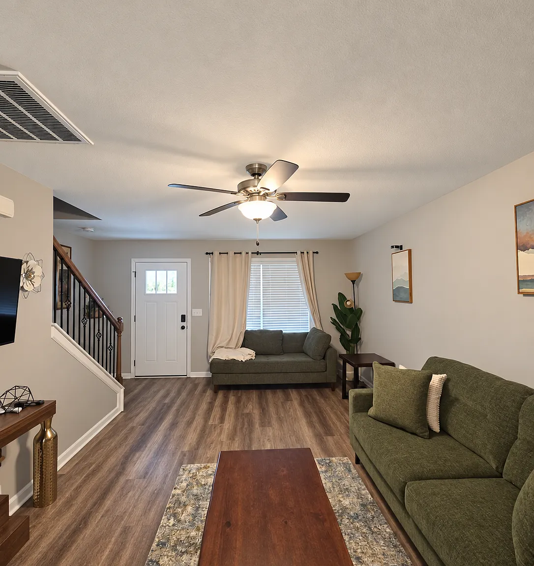 2 bed, 2.5 bath, 1220 sqft, $1,950 — Photo 3