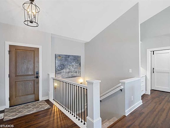 3rd image of 5364 Nashua Dr
