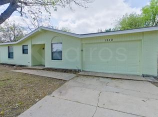 1510 Clearbrook St, Lancaster, TX 75134