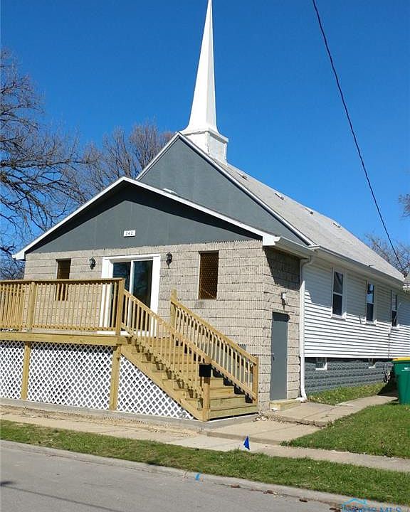 1st image of 242 Osborn St