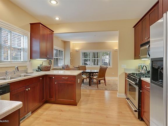 5th image of 76488 Fieldstone Cir