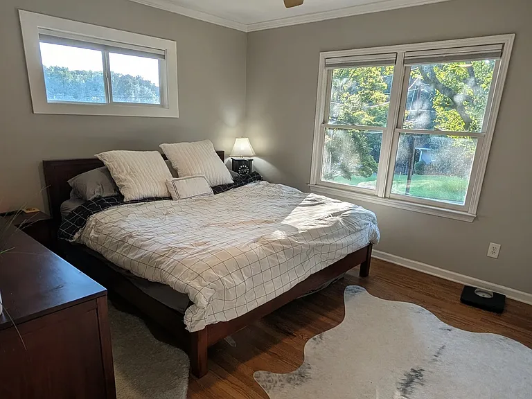 2334 Elmwood Dr SE — Photo 6