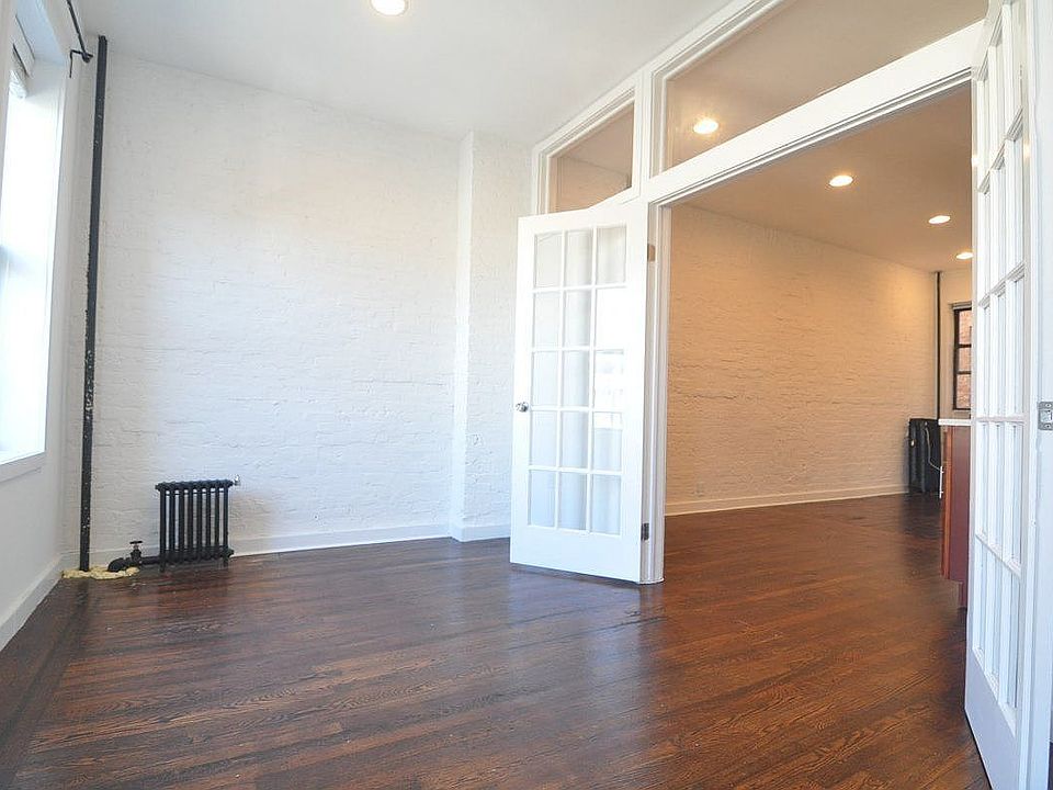 1st image of 851 Franklin Ave APT 3B