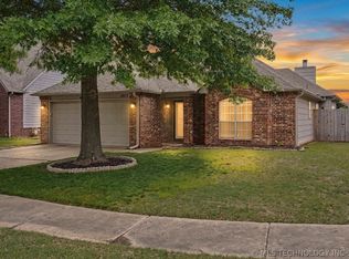 4845 W Dallas St, Broken Arrow, OK 74012