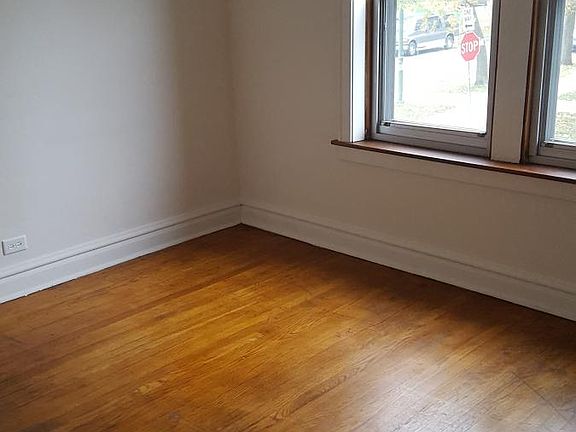 2nd image of 3405 N Lockwood Ave #1