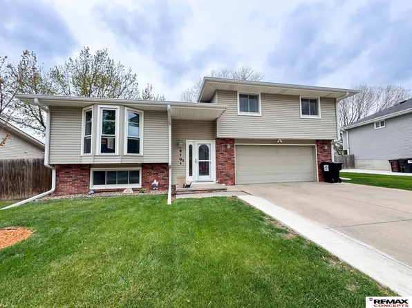 6101 S 43rd St, Lincoln, NE 68516