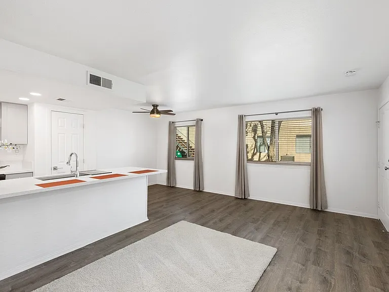 72728 Willow St #2 — Photo 1