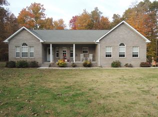 1143 South Ln, Grimsley, TN 38565
