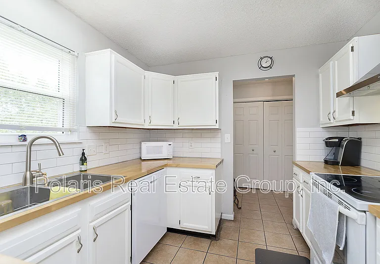 266 E Pine Ridge Dr — Photo 10