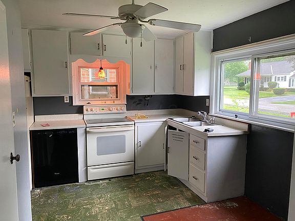 5th image of 409 South St
