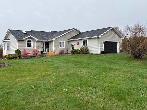 3rd image of 218 Richard Douglas Dr