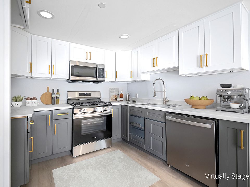 1st image of 3301 Obama Blvd #2