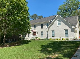 680 Amster Green Dr, Sandy Springs, GA 30350