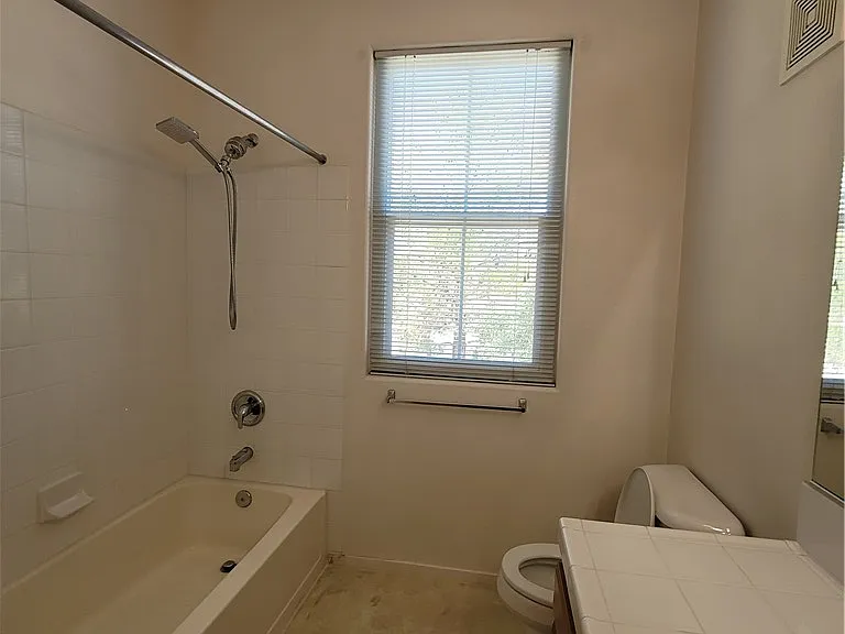 2325 Windmill Pkwy #324 — Photo 4