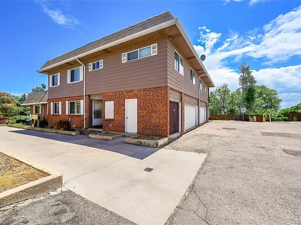 9947 Croke Drive, Denver, CO 80260