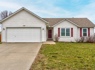 17290 S Agnes St, Gardner, KS 66030