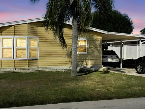 3325 Heritage Lakes Blvd #93, North Fort Myers, FL 33917