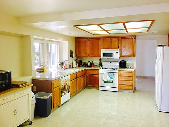 4th image of 14747 Hiddenspring Cir