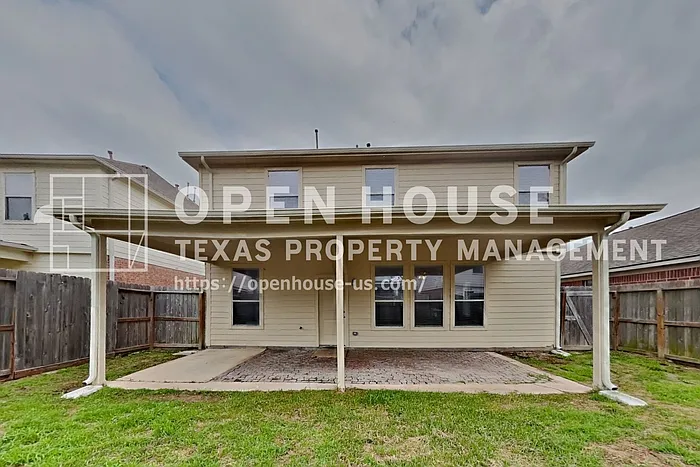 15323 Fir Woods Ln — Photo 24