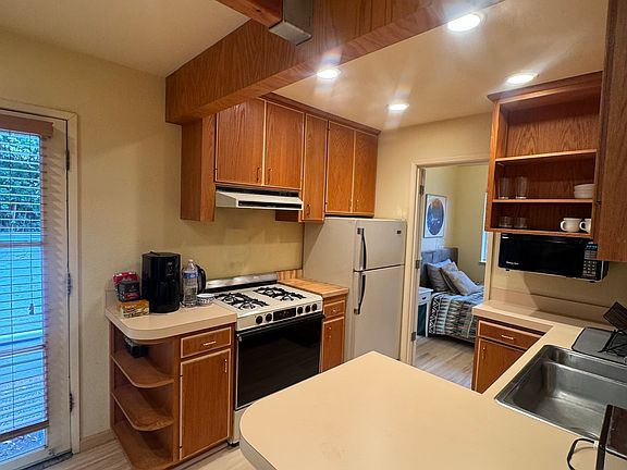 Fully stocked kitchen