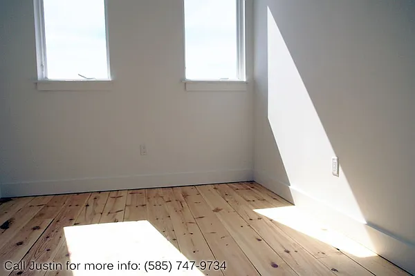 Rented by EXR | media 114