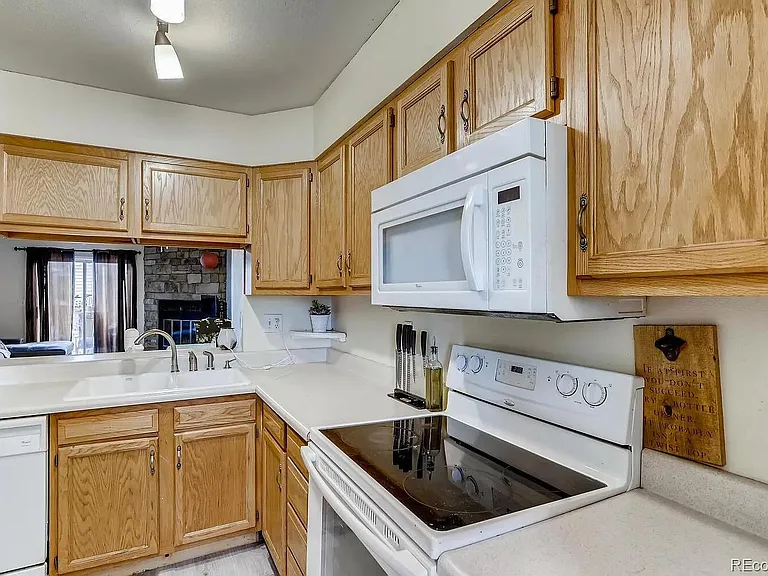 10860 Bayfield Way — Photo 8