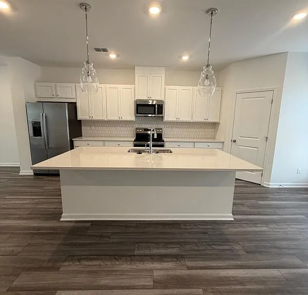 6208 Kenbrook Dr — Photo 4