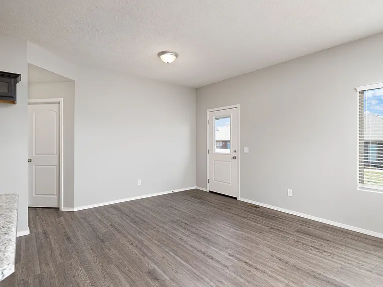 534 W Grace St — Photo 13