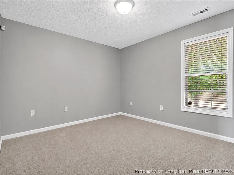 278 Oakmont Dr — Photo 17