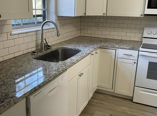 5800 Nottoway Ct APT D, Raleigh, NC 27609